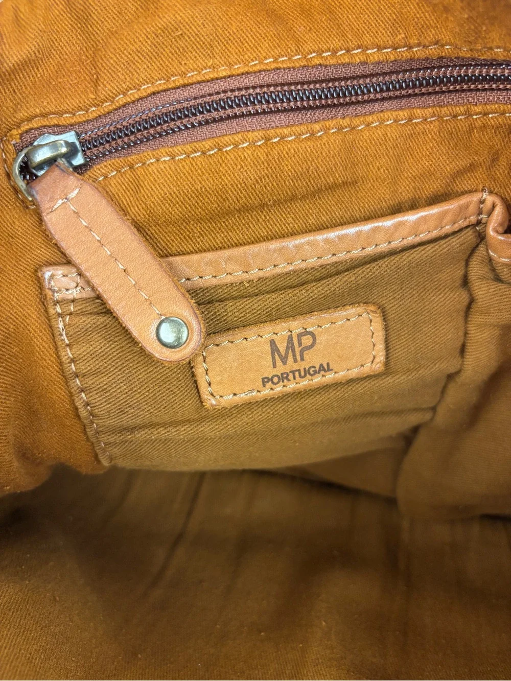 Marta Ponti Oslo Cognac Leather Messanger Shoulder Bag LIKE NEW!